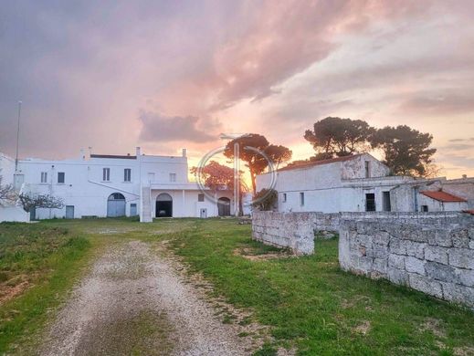 Köy evi Gioia del Colle, Bari ilçesinde