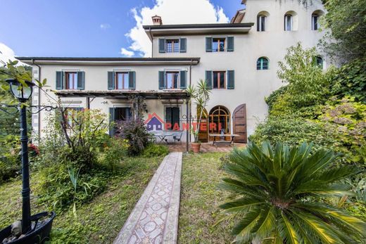 Willa w Pescia, Provincia di Pistoia