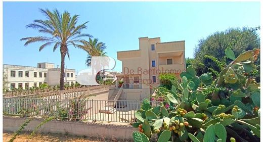 Villa in Fasano, Provincia di Brindisi