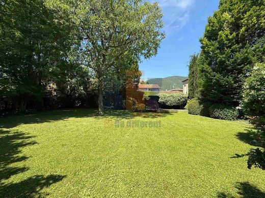 Villa in Gussago, Provincia di Brescia