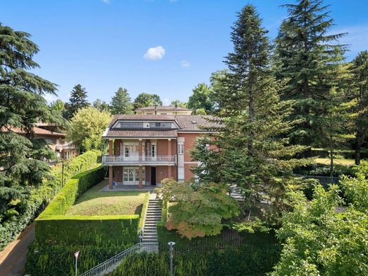 Villa in Canelli, Provincia di Asti