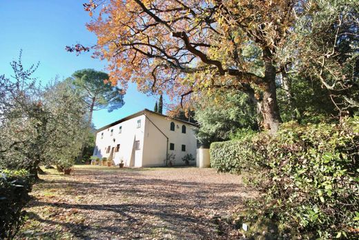 Landhuis in Serravalle Pistoiese, Provincia di Pistoia