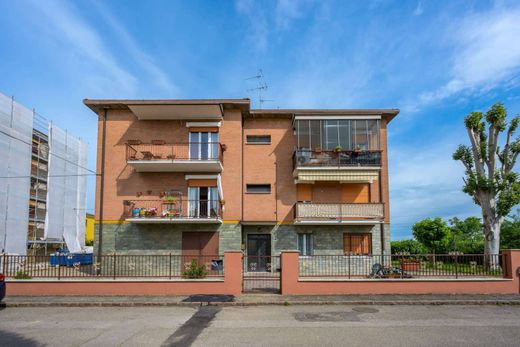 Residential complexes in Modena, Provincia di Modena