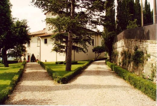 Villa Sansepolcro, Arezzo ilçesinde
