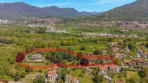 Villa en Besozzo, Provincia di Varese