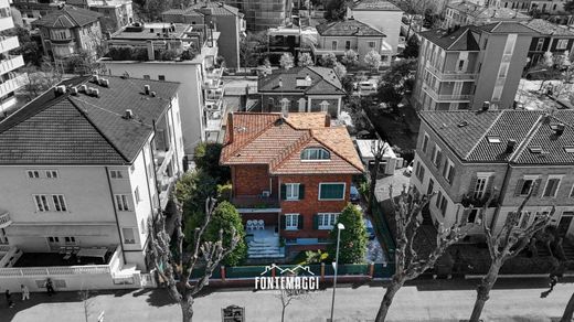 Villa in Pesaro, Pesaro and Urbino