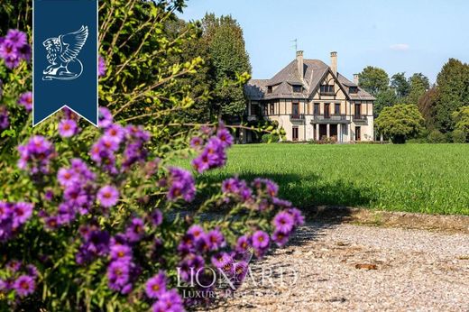 Villa en Cesano Maderno, Provincia di Monza e della Brianza