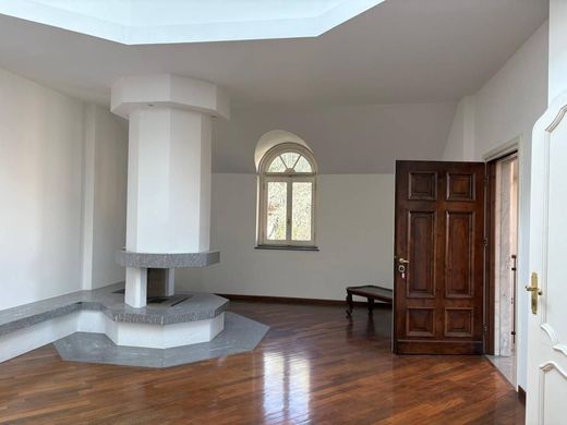 Legnano, Città metropolitana di Milanoのアパートメント