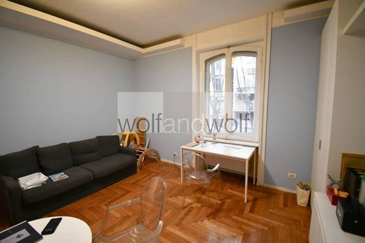 아파트 / 밀라노, Città metropolitana di Milano