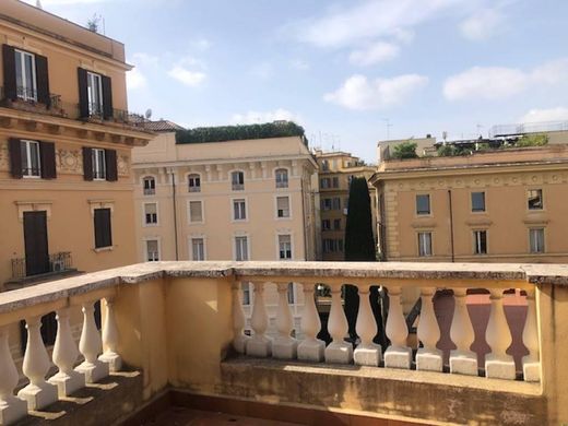 Penthouse in Rome, Latium