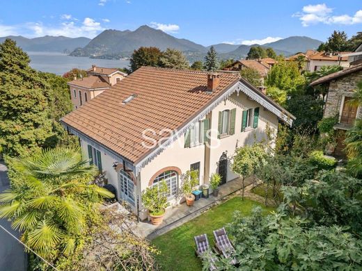 Villa Stresa, Verbano-Cusio-Ossola ilçesinde