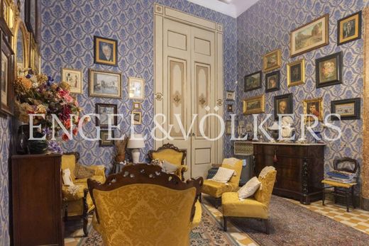 Apartament w Neapol, Napoli