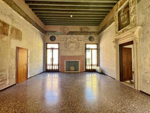 Apartment in Vicenza, Provincia di Vicenza