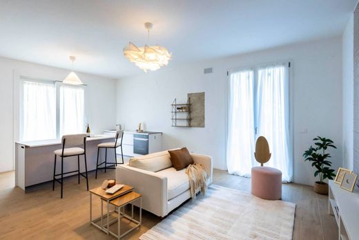 Villa a San Zeno Naviglio, Brescia