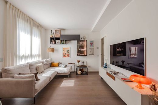 Apartment / Etagenwohnung in Mailand, Lombardei