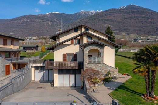 Вилла, Chiuro, Provincia di Sondrio