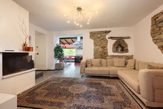 ‏וילה ב  Nebbiuno, Provincia di Novara