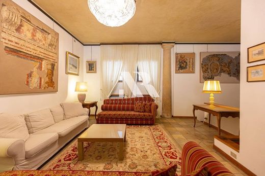 Apartment in Verona, Provincia di Verona
