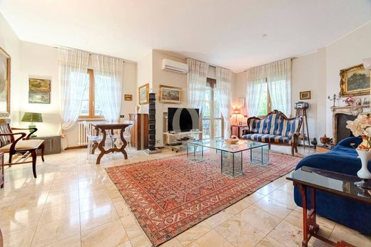 Apartment / Etagenwohnung in Mailand, Lombardei