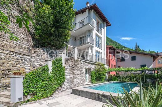 Villa en Carate Urio, Provincia di Como