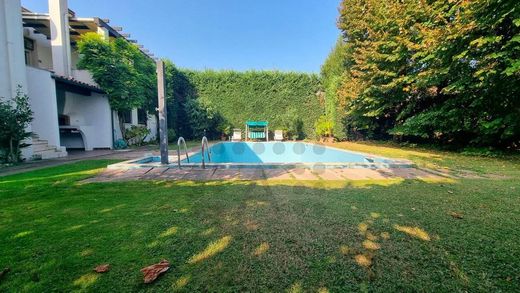 Villa Abano Terme, Padova ilçesinde