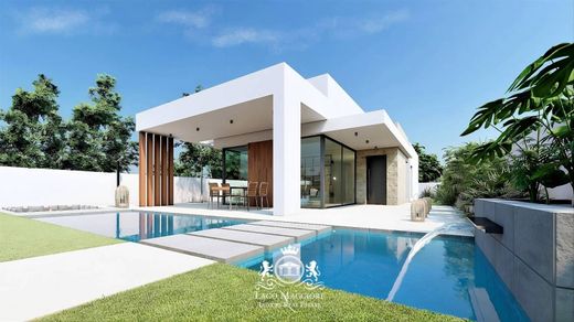 Villa in Novara, Provincia di Novara