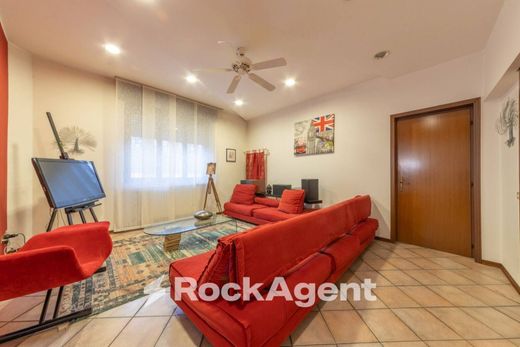 Apartment in Cerro Maggiore, Milan