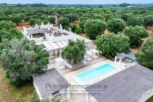 Villa Maruggio, Taranto ilçesinde