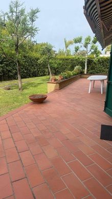 Villa a Forte dei Marmi, Lucca