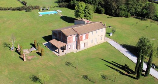 Propriété de campagne à Lucques, Toscane