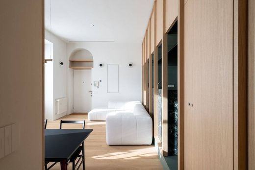 Apartment in Milan, Lombardy