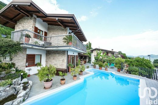 Villa in Salò, Provincia di Brescia