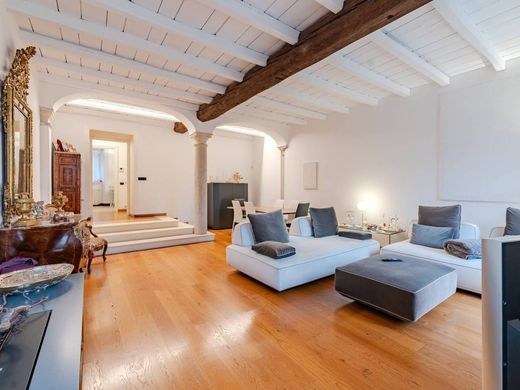 Apartament w Appiano Gentile, Provincia di Como