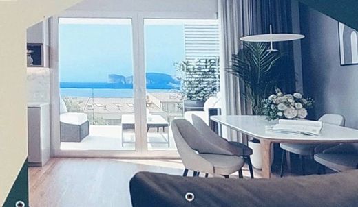 Apartment / Etagenwohnung in Alghero, Provincia di Sassari