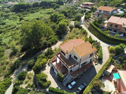 Villa Portoferraio, Livorno ilçesinde