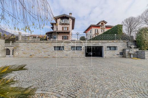 Вилла, Verbania, Вербания