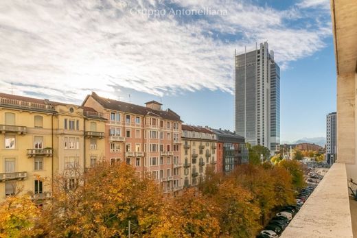 Appartamento a Torino, Provincia di Torino