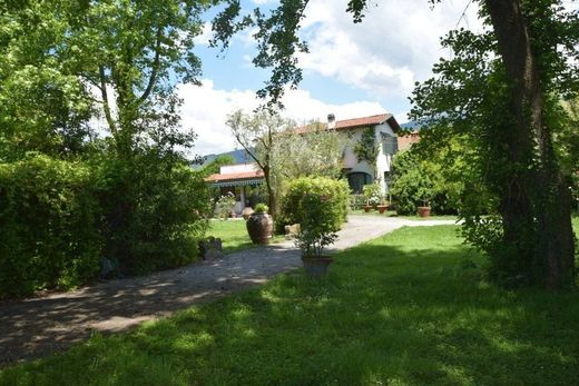 Villa in Montignoso, Provincia di Massa-Carrara