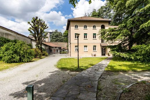 Villa Monza, Monza e della Brianza ilçesinde