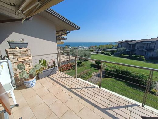 빌라 / Moniga del Garda, Provincia di Brescia