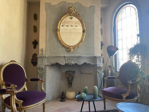 Apartment / Etagenwohnung in Parma, Provincia di Parma