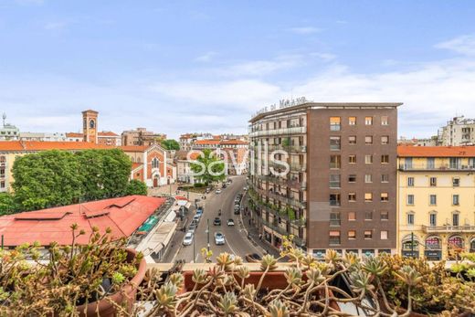 아파트 / 밀라노, Città metropolitana di Milano