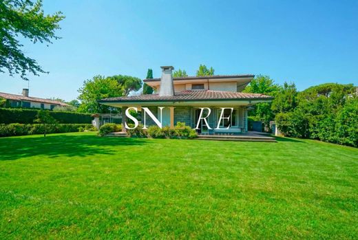 Villa in Forte dei Marmi, Provincia di Lucca