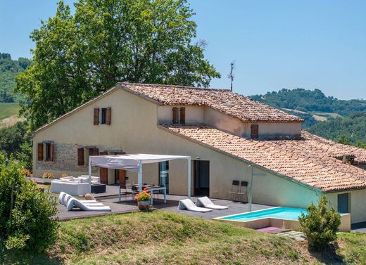 Landhuis in Vallefoglia, Provincia di Pesaro e Urbino