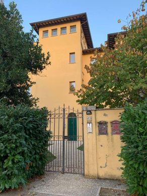 Penthouse Perugia, Perugia ilçesinde