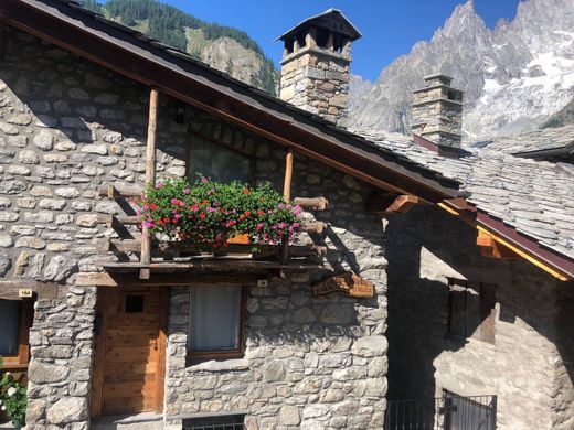 套间/公寓  Courmayeur, 奥斯塔省