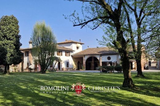 Villa en Isola Dovarese, Provincia di Cremona