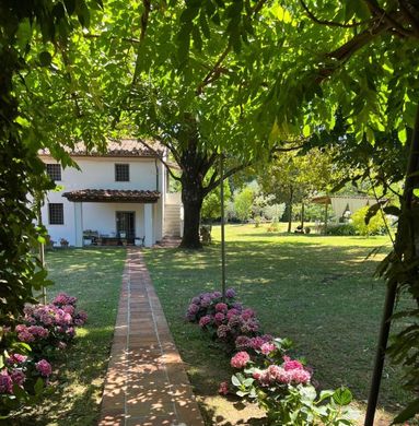 Villa en Pietrasanta, Lucca