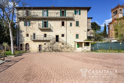 Casa de luxo - Perugia, Provincia di Perugia