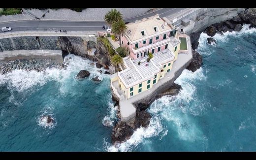 Genoa, Provincia di Genovaのアパートメント